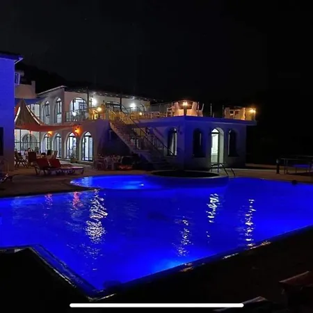 Villa 12 Bedroom Luxury *