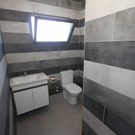 12 Bedroom Luxury * Vasilia
