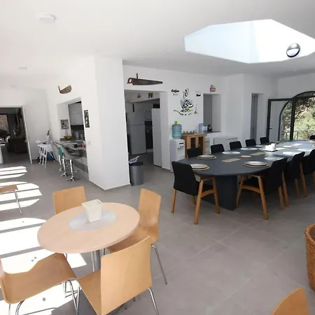 12 Bedroom Luxury